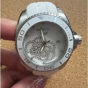 Invicta women’s watch never worn